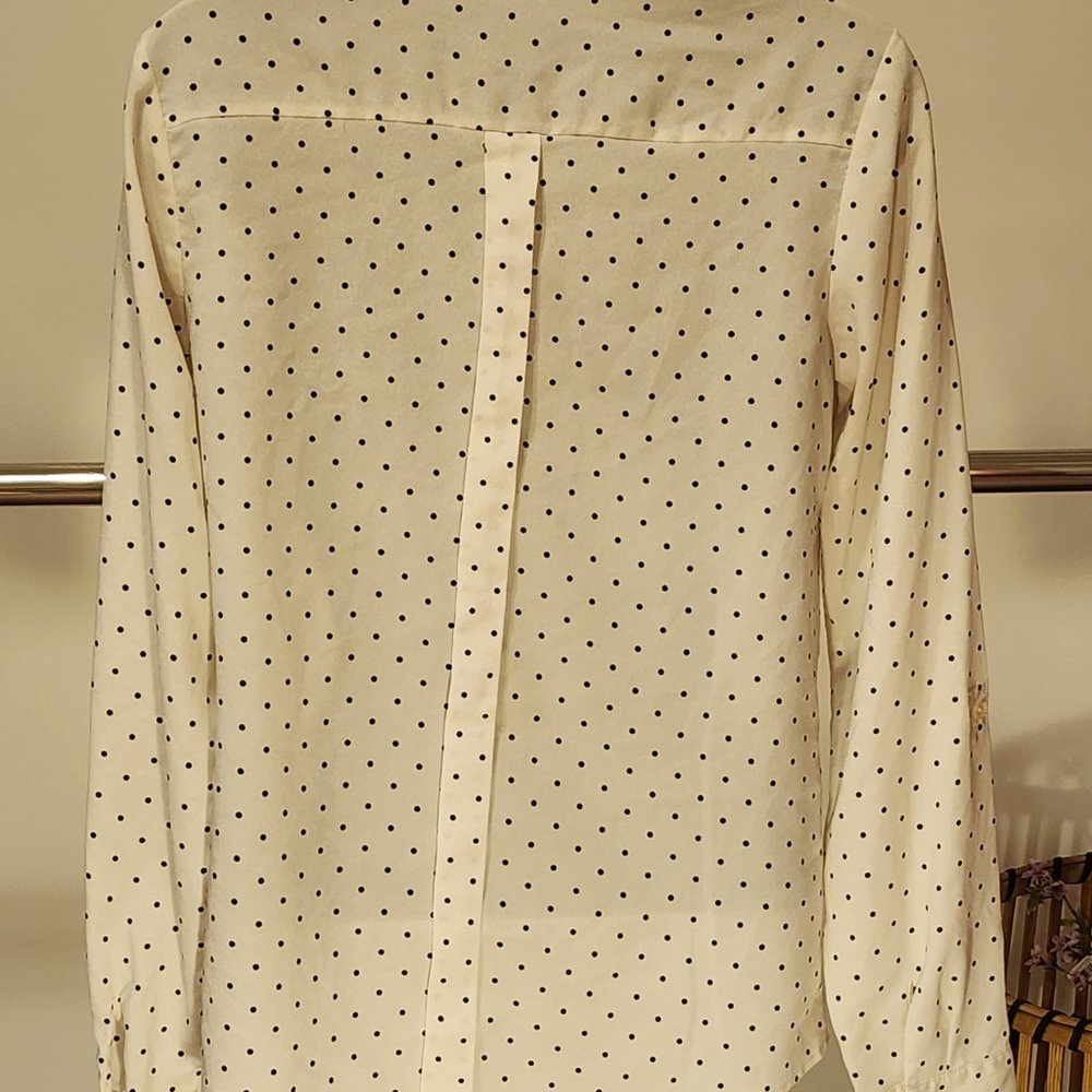 Button down blouse - Picture 2 of 3